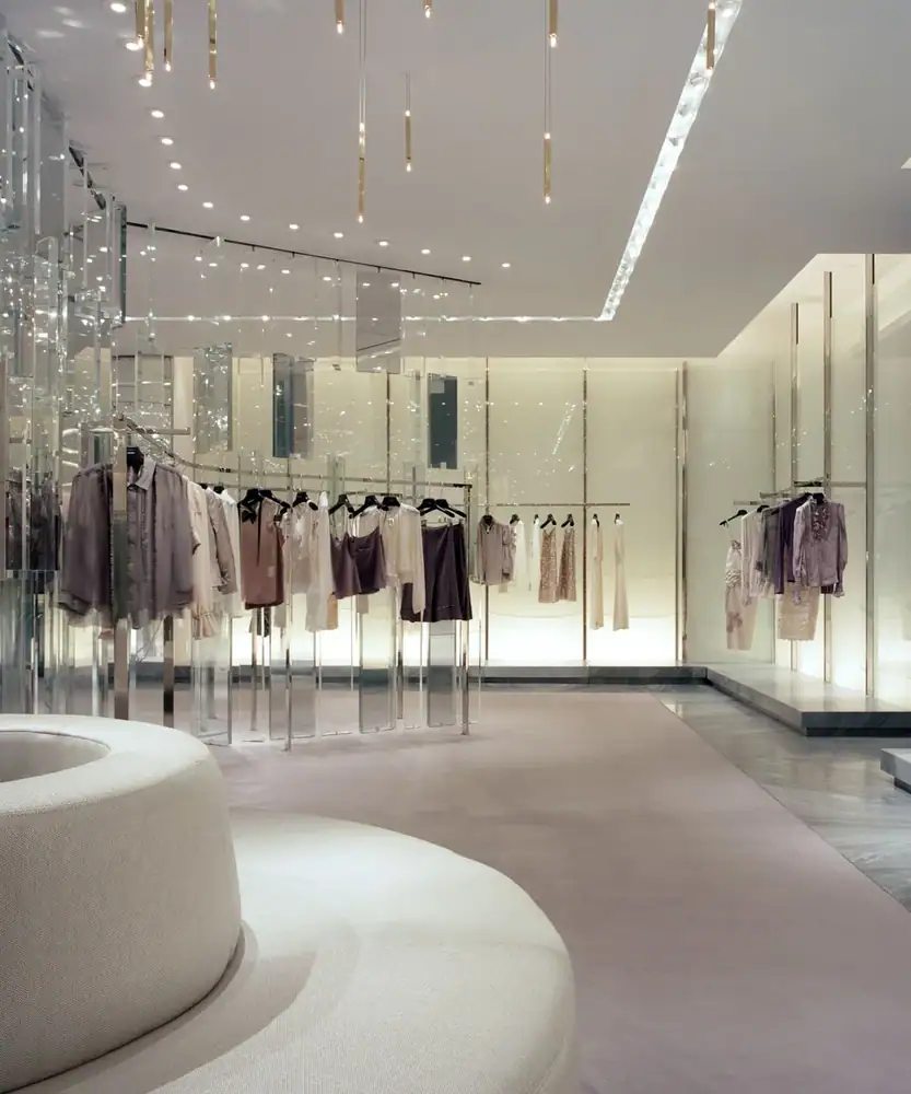 HOLT RENFREW — project photograph 4