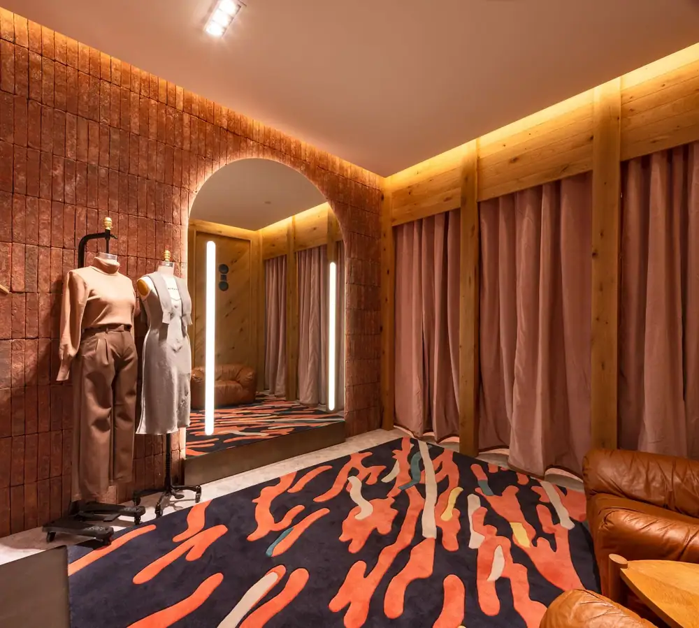 Aritzia Sherway — project photograph 4